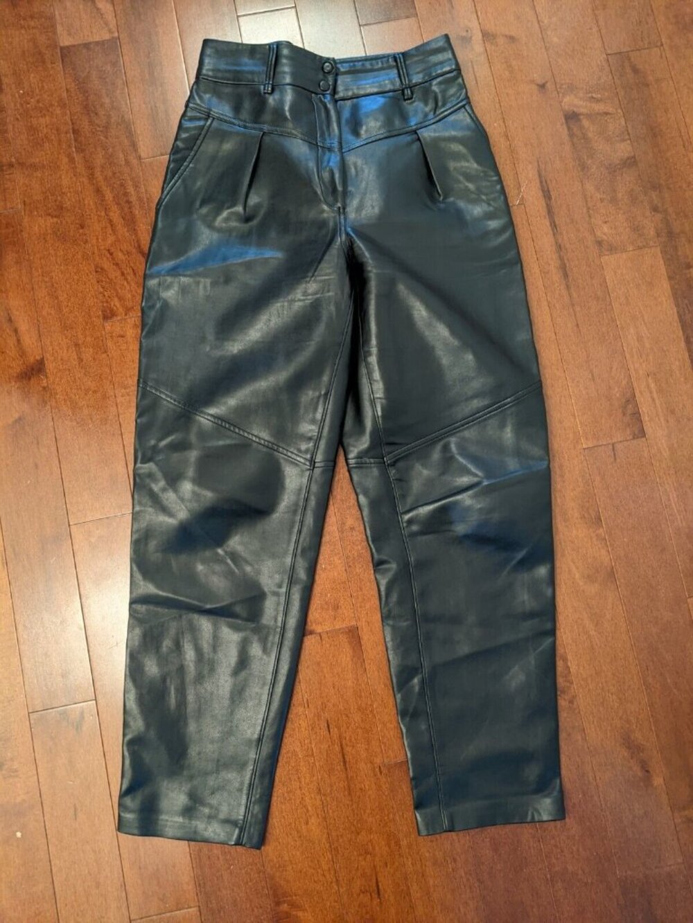 Wilfred Free Le Fou vegan leather pants size 6